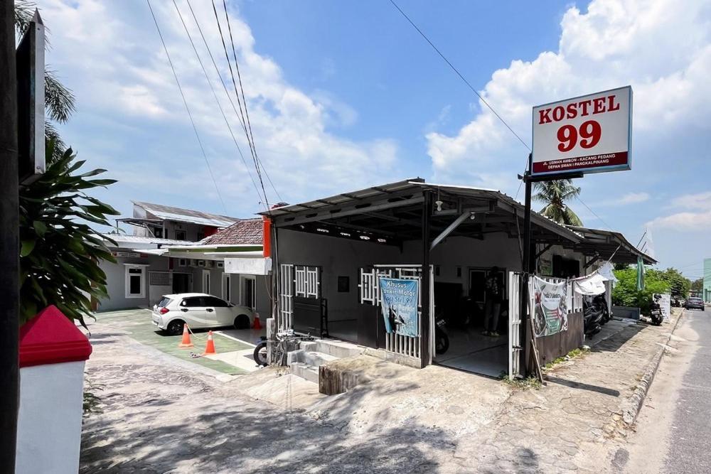 Kostel 99 Pangkal Pinang Redpartner Hotel Exterior photo
